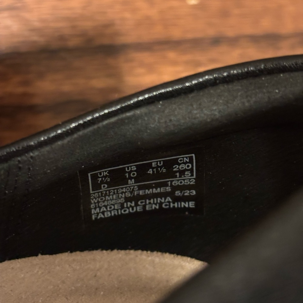 Clarks Classic Kataleyna Gem Pump - image 4